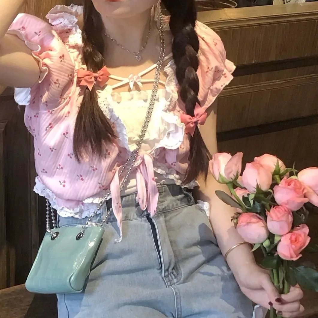 春色无遮入眼廉